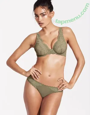 Kelly Gale / kellybellyboom / kellygale nude photo #0773