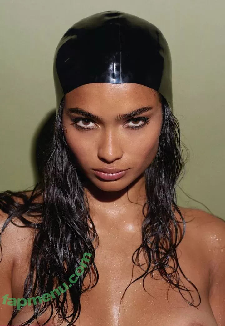 Kelly Gale nude photo #0059 (kellybellyboom / kellygale)