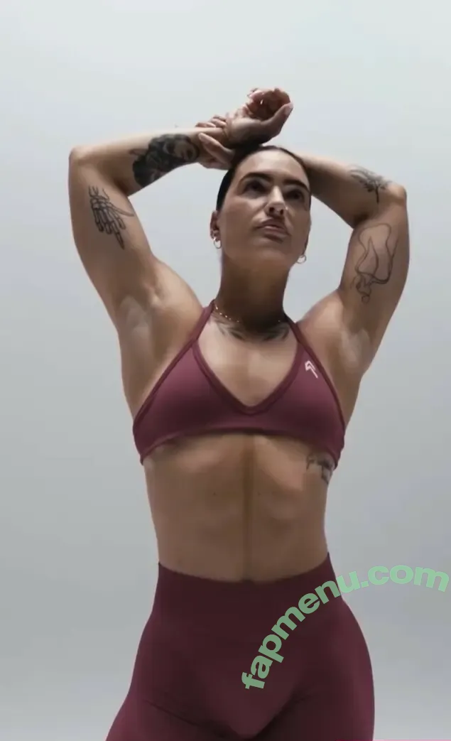 Kelly Matthews nude photo #0083 (kellylmatthews)