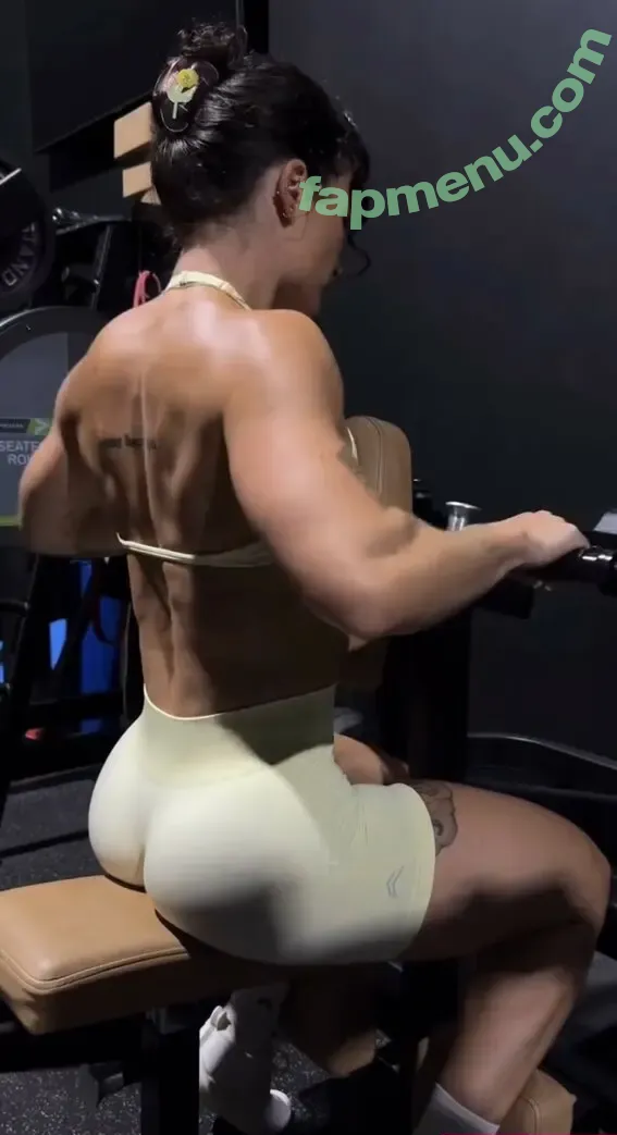 Kelly Matthews nude photo #0096 (kellylmatthews)