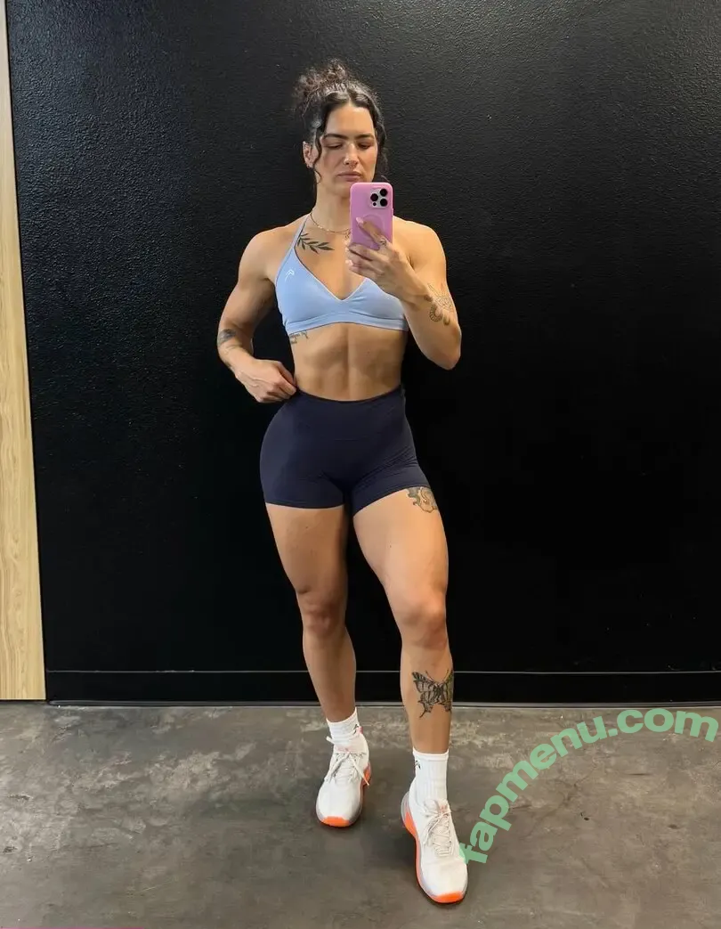 Kelly Matthews nude photo #0171 (kellylmatthews)