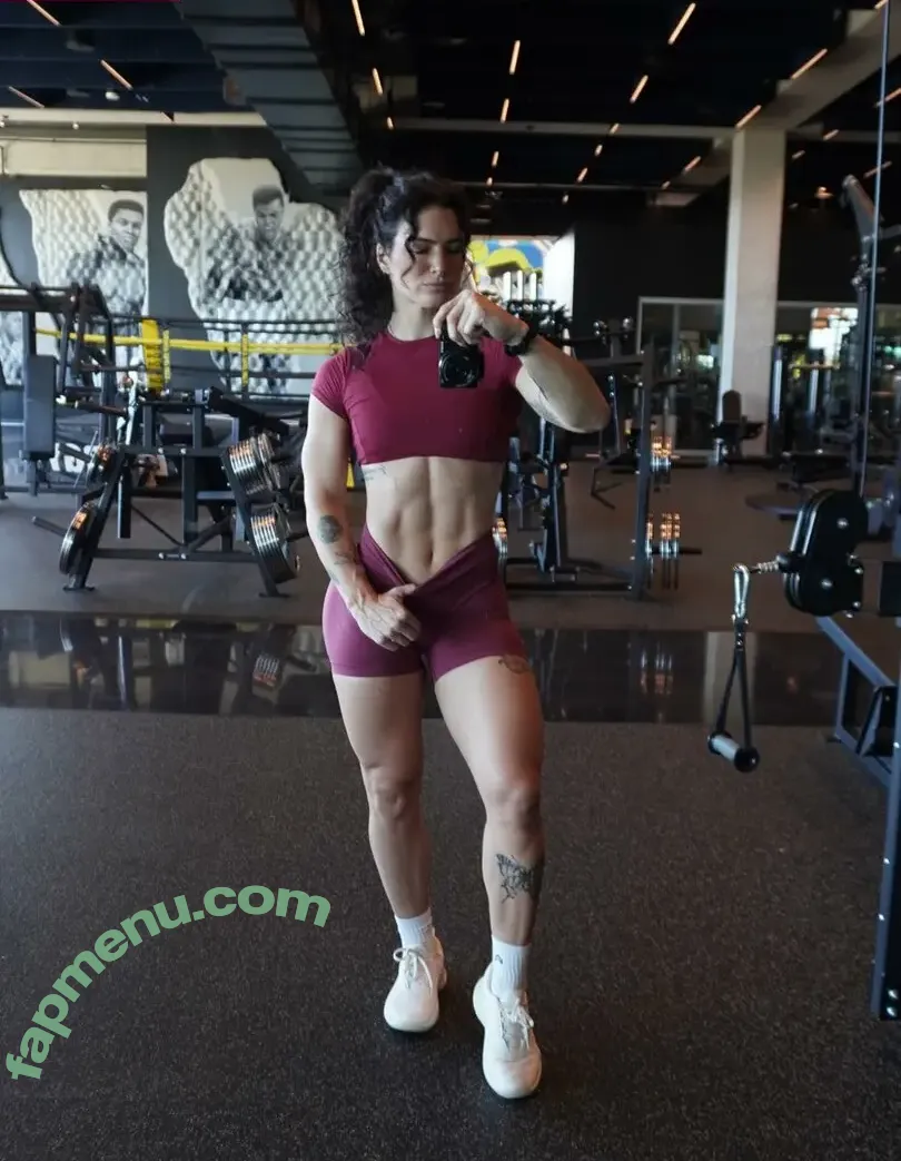 Kelly Matthews nude photo #0213 (kellylmatthews)