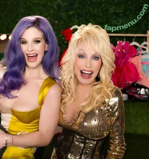 Kelly Osbourne / KellyOsbourne nude photo #0165