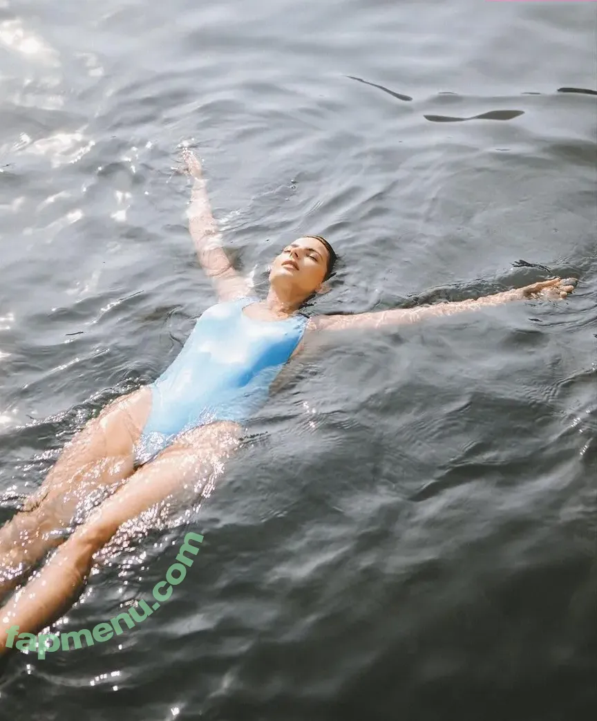 Kelly Piquet nude photo #0027 (kellypiquet)