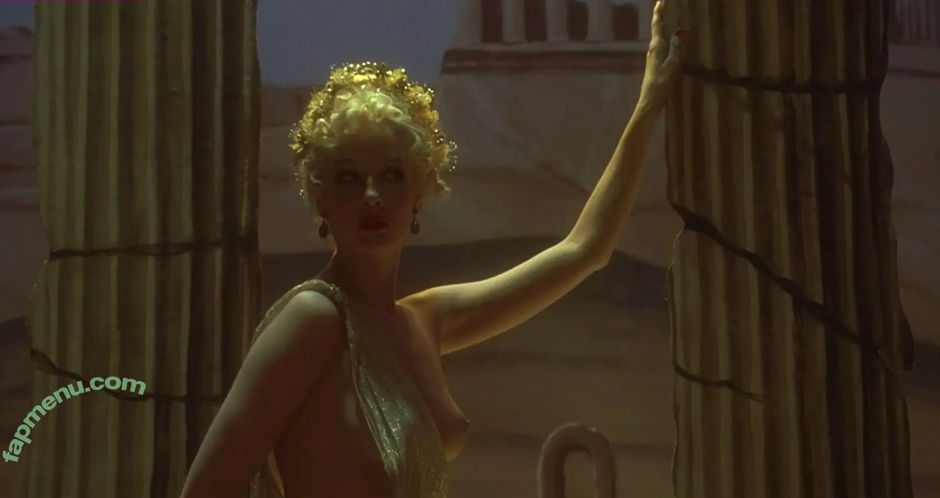 Kelly Reilly nude photo #0175 (mzkellyreilly)