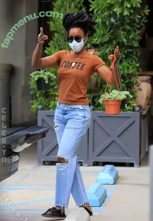 Kelly Rowland / KELLYROWLAND nude photo #0037