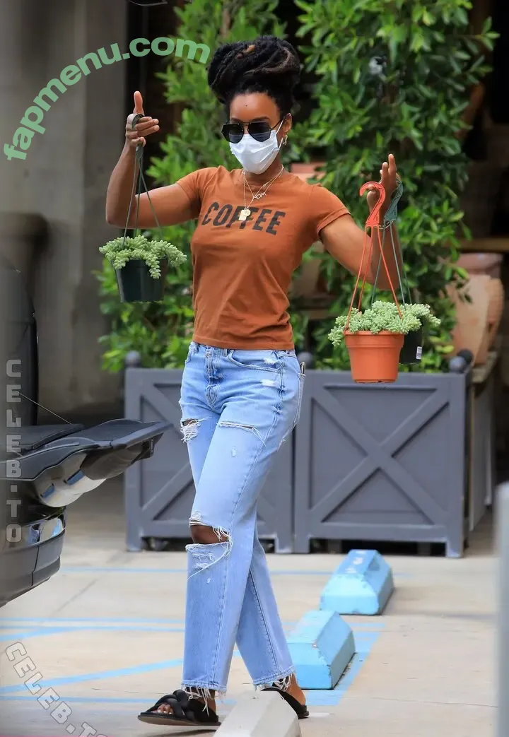 Kelly Rowland nude photo #0037 (KELLYROWLAND)