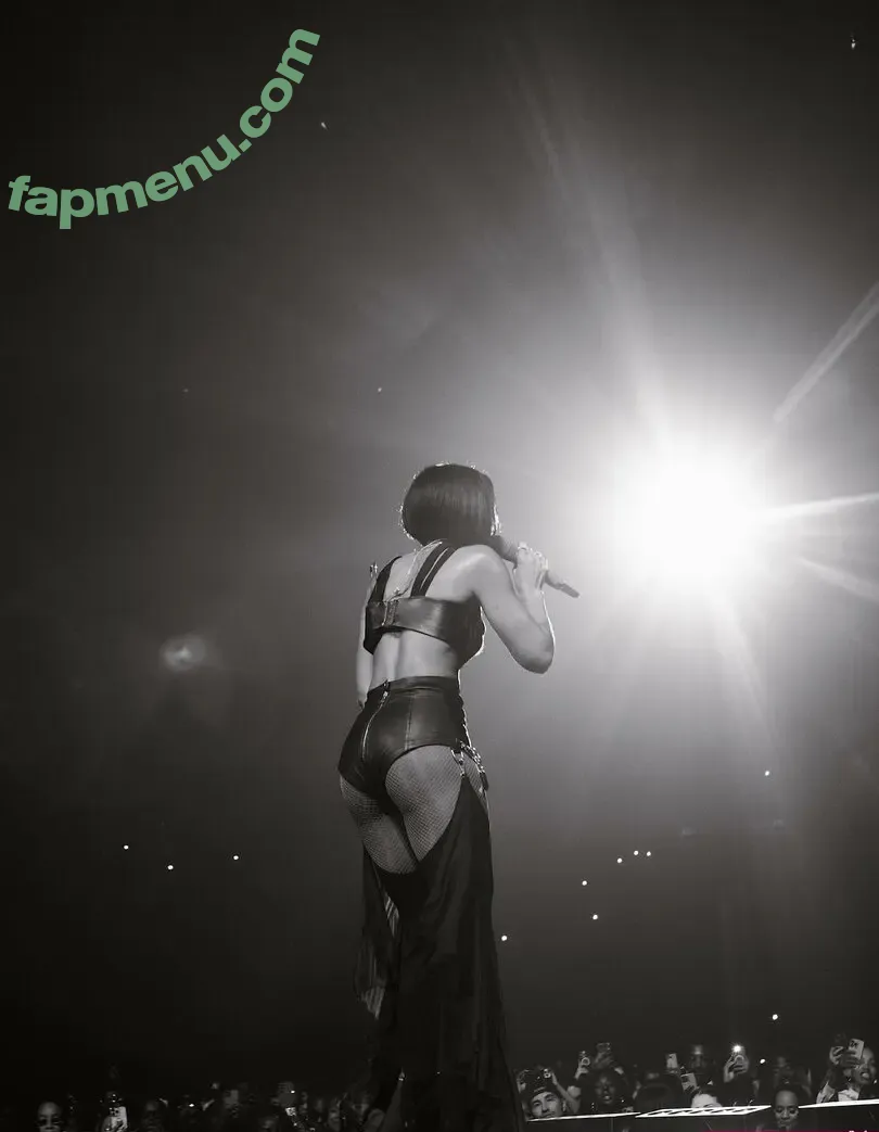 Kelly Rowland nude photo #0043 (KELLYROWLAND)