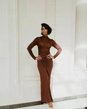 Kelly Rowland / kellyrowland / morenapieldefuego nude photo #0010