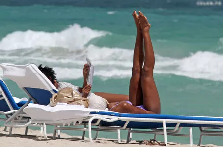 Kelly Rowland / kellyrowland / morenapieldefuego nude photo #0201
