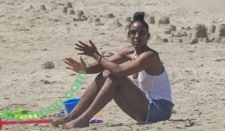 Kelly Rowland nude photo #0048 (kellyrowland / morenapieldefuego)