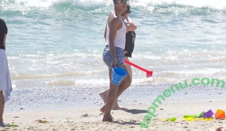 Kelly Rowland nude photo #0072 (kellyrowland / morenapieldefuego)