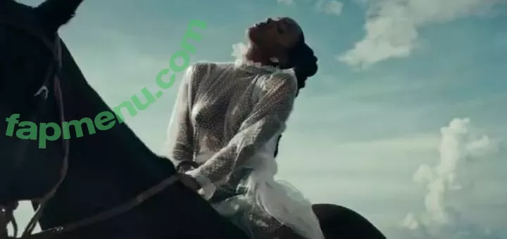 Kelly Rowland nude photo #0164 (kellyrowland / morenapieldefuego)