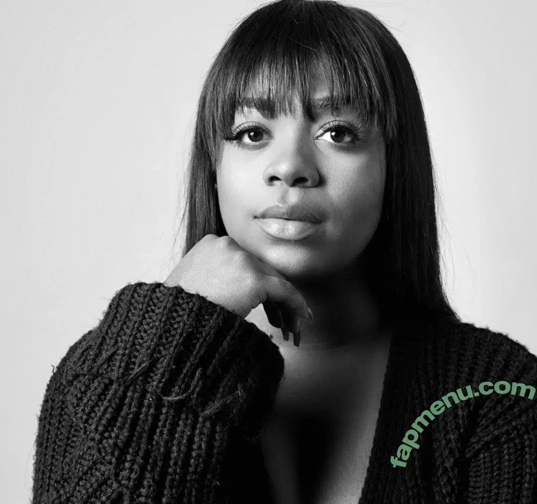 Kelly Stamps nude photo #0003 (thekellystamps)