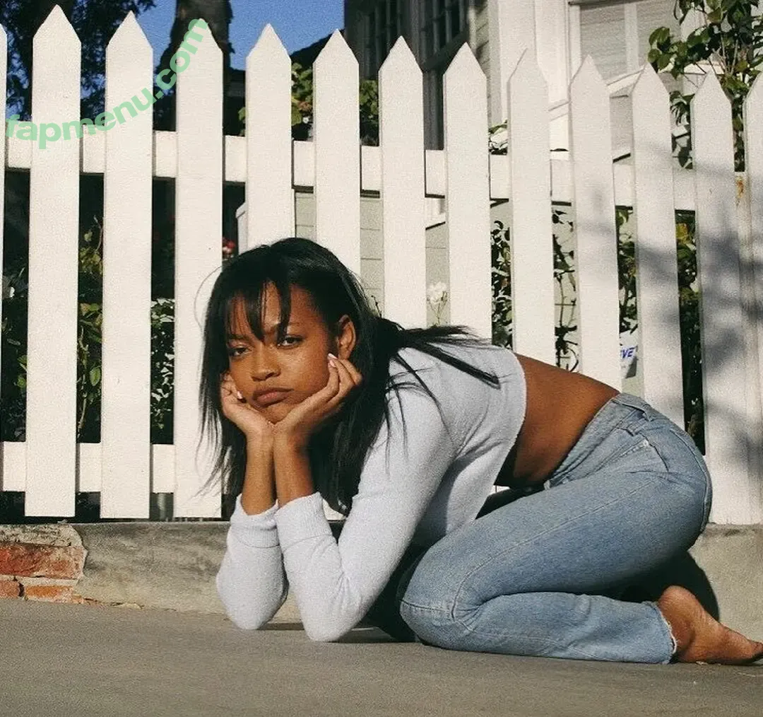 Kelly Stamps nude photo #0034 (thekellystamps)