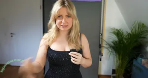 KellyMissesvlog / ajandkelz nude photo #0297
