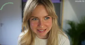 KellyMissesvlog / ajandkelz nude photo #0301