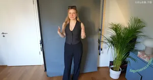 KellyMissesvlog / ajandkelz nude photo #0325