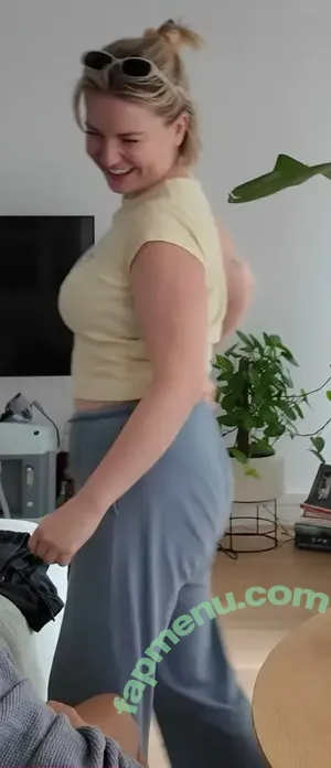 KellyMissesvlog / ajandkelz nude photo #0625