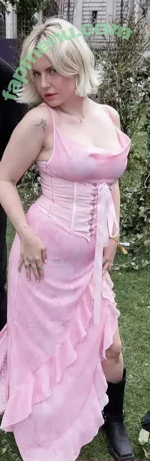 KellyMissesvlog / kel / kelly.popelli nude photo #0649