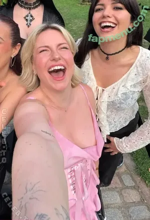 KellyMissesvlog / kel / kelly.popelli nude photo #0653