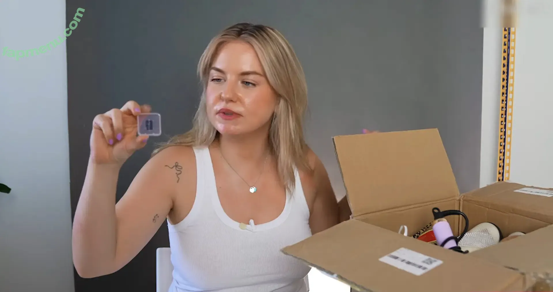 KellyMissesvlog nude photo #0262 (ajandkelz)
