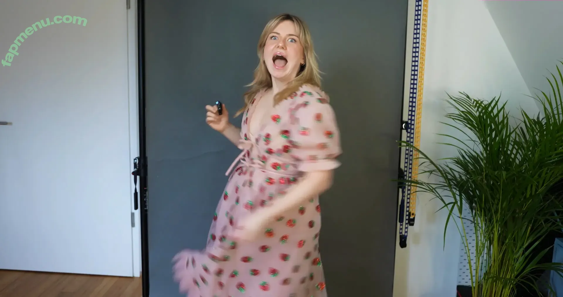 KellyMissesvlog nude photo #0293 (ajandkelz)