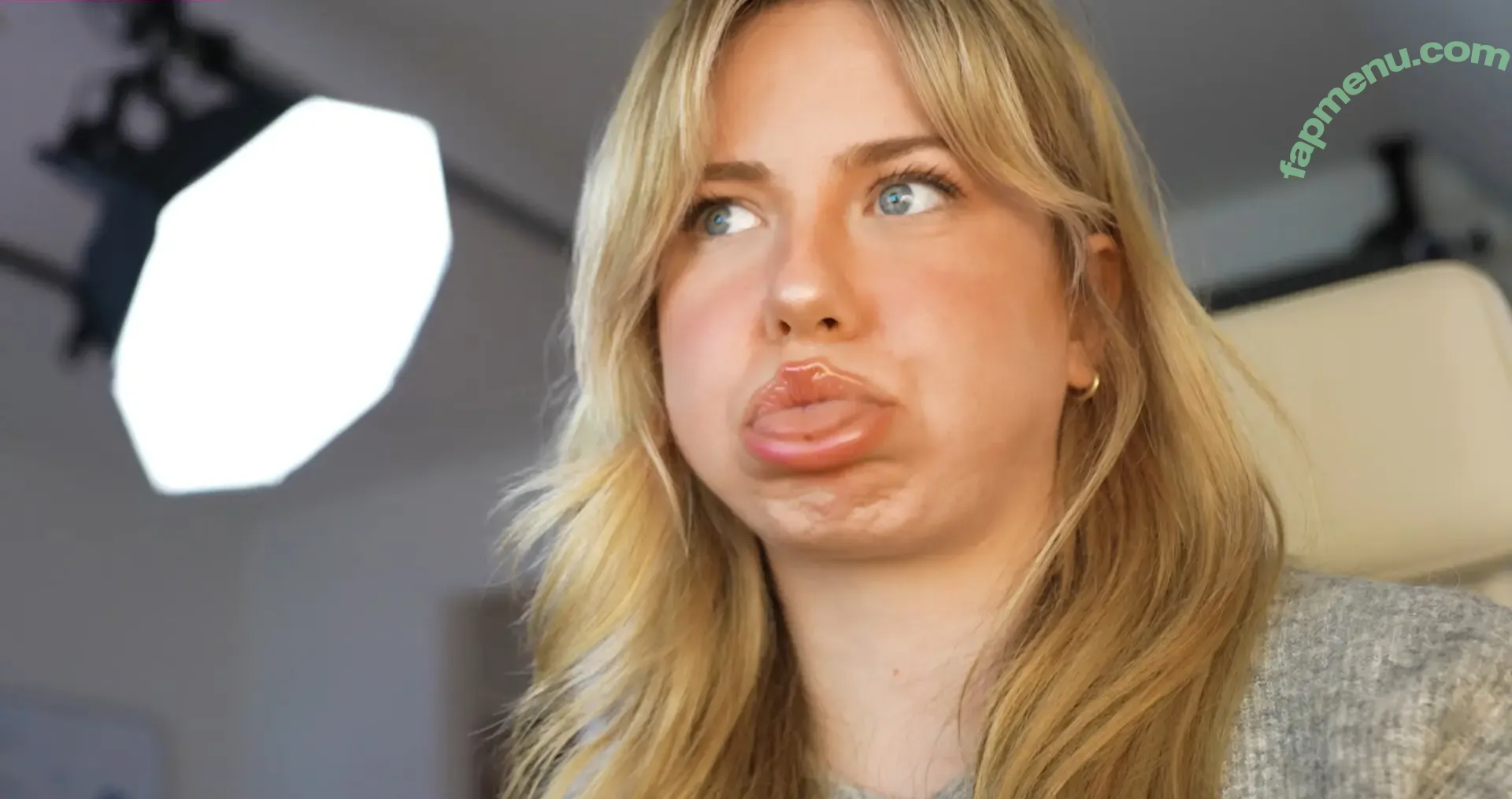 KellyMissesvlog nude photo #0296 (ajandkelz)