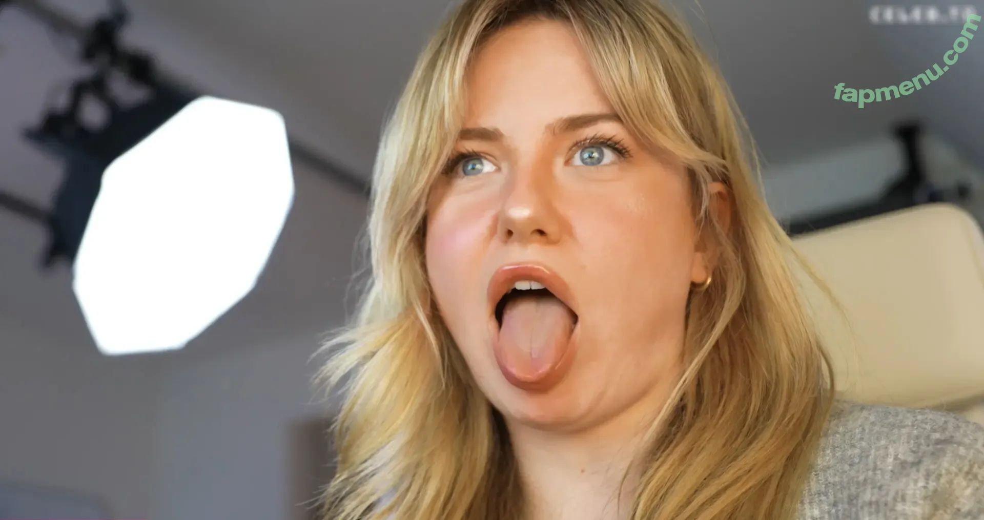 KellyMissesvlog nude photo #0298 (ajandkelz)