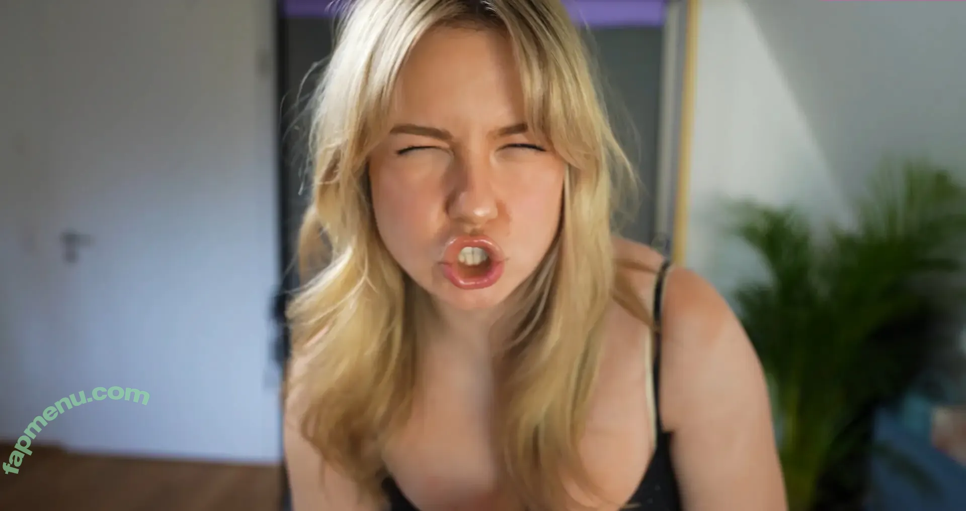 KellyMissesvlog nude photo #0303 (ajandkelz)