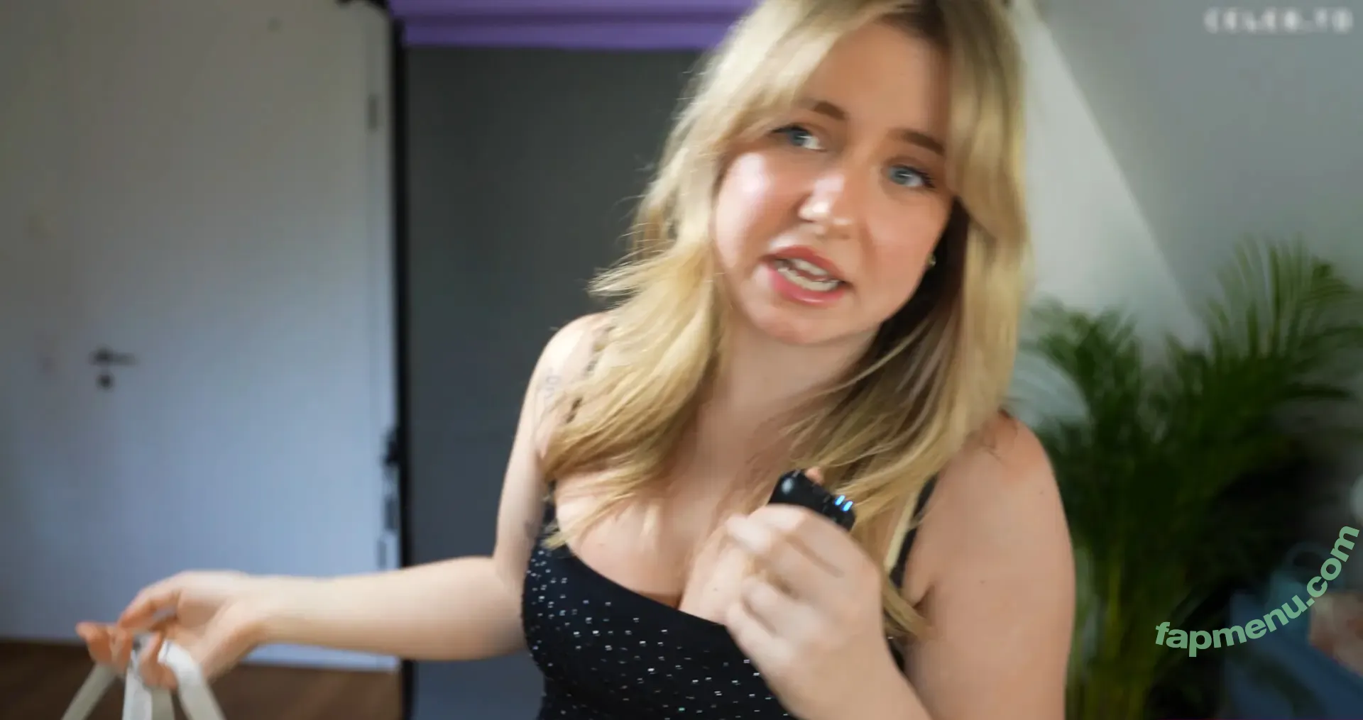 KellyMissesvlog nude photo #0308 (ajandkelz)