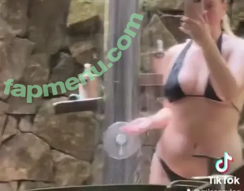 KellyMissesvlog nude photo #0316 (ajandkelz)
