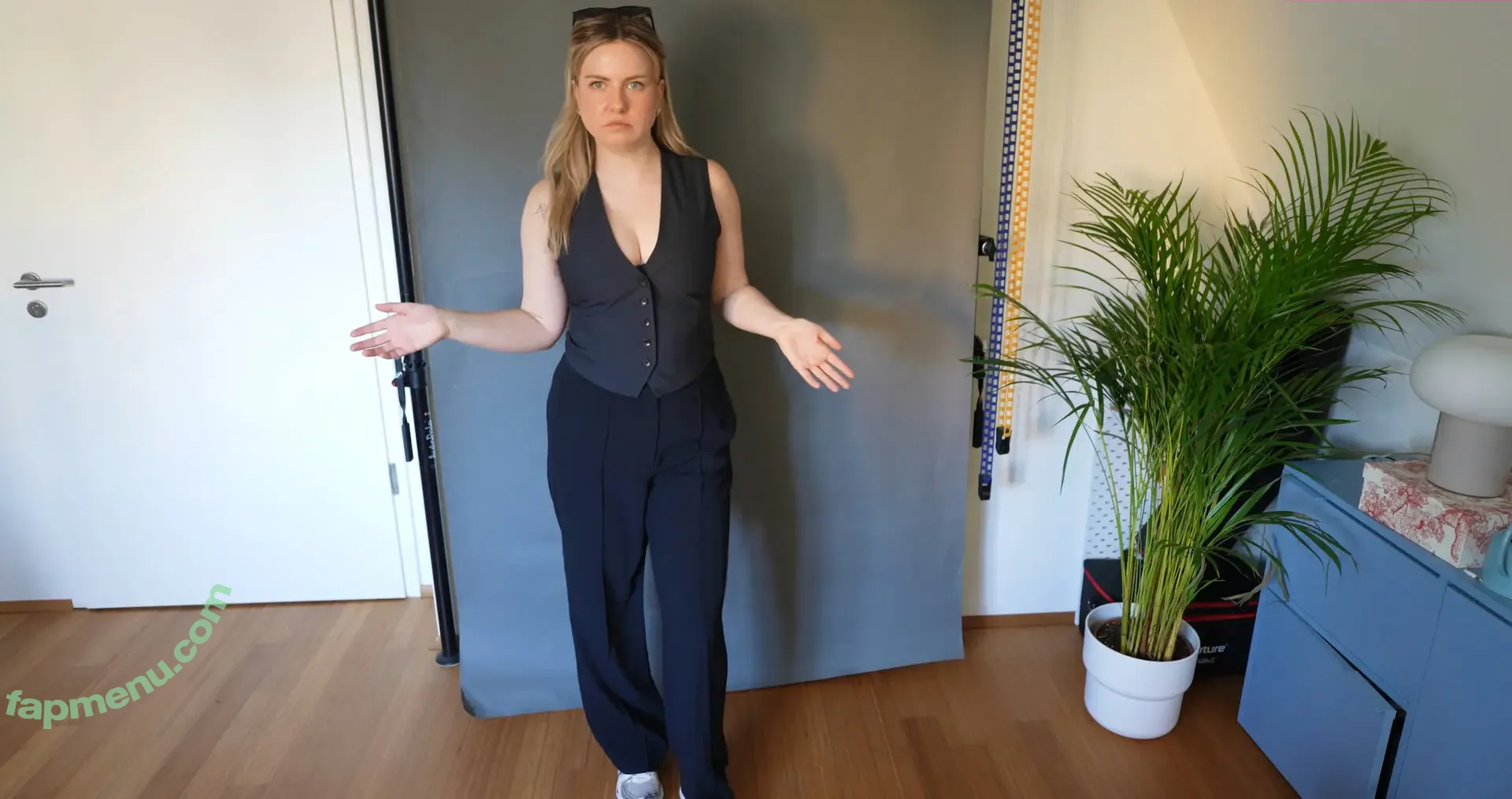 KellyMissesvlog nude photo #0330 (ajandkelz)