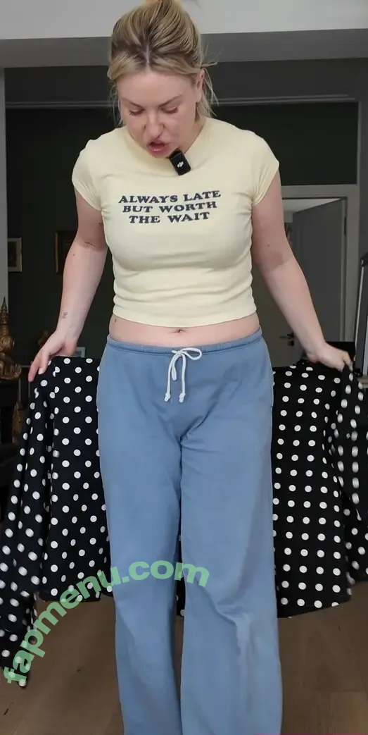KellyMissesvlog nude photo #0624 (ajandkelz)