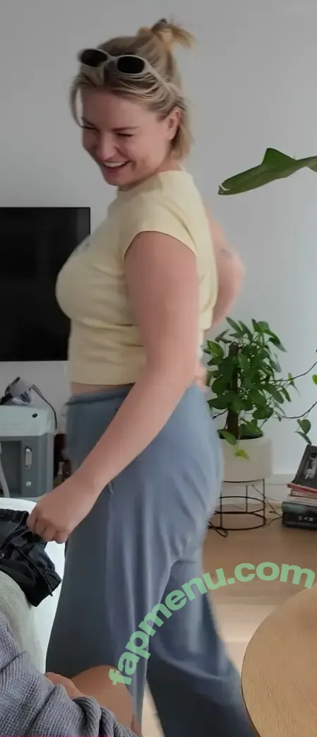 KellyMissesvlog nude photo #0625 (ajandkelz)