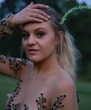 Kelsea Ballerini / kelseaballerini nude photo #0119