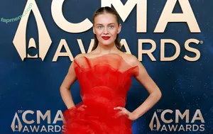 Kelsea Ballerini / kelseaballerini / shadowlies21 nude photo #0152