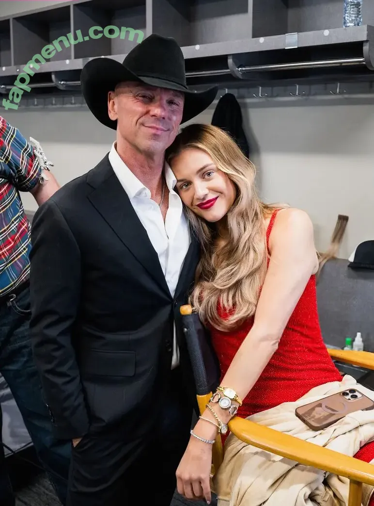 Kelsea Ballerini nude photo #0140 (kelseaballerini / shadowlies21)