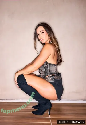 Kelsi Monroe / ficialkmbooty / officialkmbooty / officialkmig2 nude photo #2072