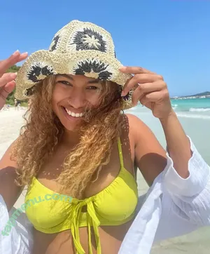 Kemi Rodgers / kemirodgers nude photo #0048