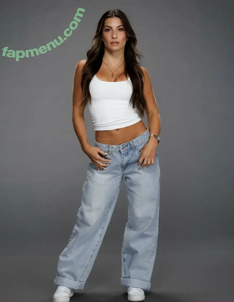 Kendal Grey nude photo #0054 (Peyton Prussin / kendalgreywwe)