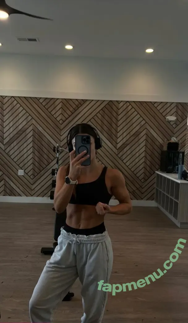 Kendal Grey nude photo #0067 (Peyton Prussin / kendalgreywwe)