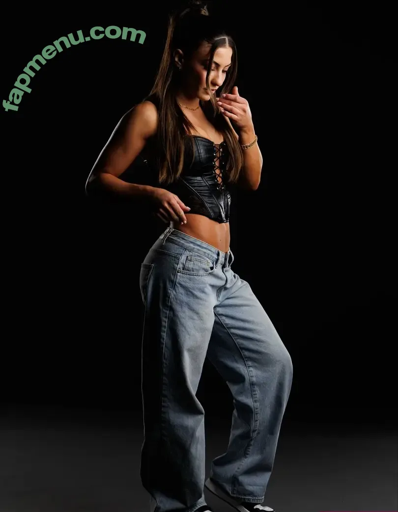 Kendal Grey nude photo #0111 (Peyton Prussin / kendalgreywwe)