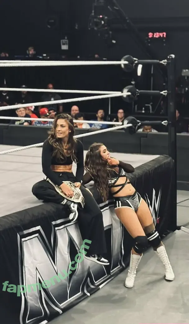 Kendal Grey nude photo #0158 (Peyton Prussin / kendalgreywwe)