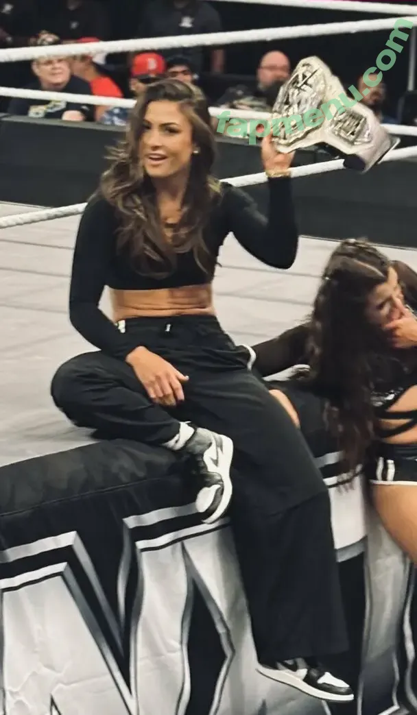 Kendal Grey nude photo #0159 (Peyton Prussin / kendalgreywwe)