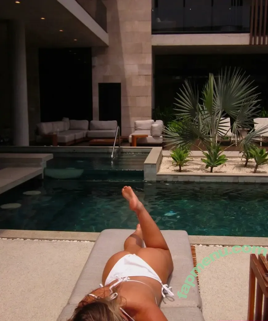 Kendall Arrington nude photo #0082 (k_arrington / kendall_arrington)