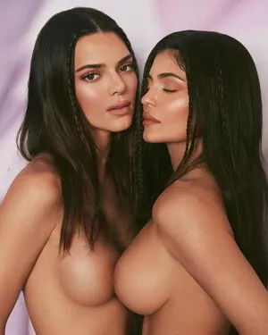 Kendall Jenner Ai Porn / kendalljenner nude photo #0020