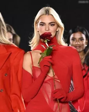 Kendall Jenner / KendallJenner nude photo #3817