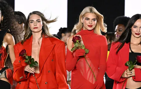 Kendall Jenner / KendallJenner nude photo #3908