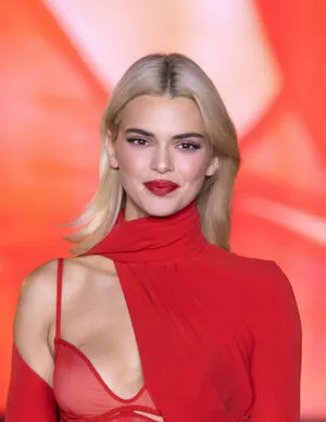 Kendall Jenner / KendallJenner nude photo #3920